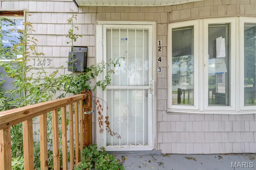 1243 Sutter Avenue, Saint Louis, MO 63133 - #2
