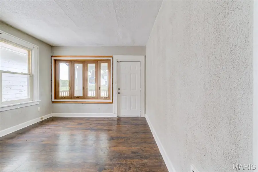 1243 Sutter Avenue, Saint Louis, MO 63133 - #3