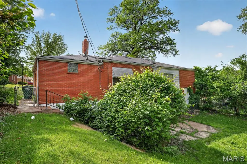 9466 Adler Avenue, Saint Louis, MO 63137 - #1