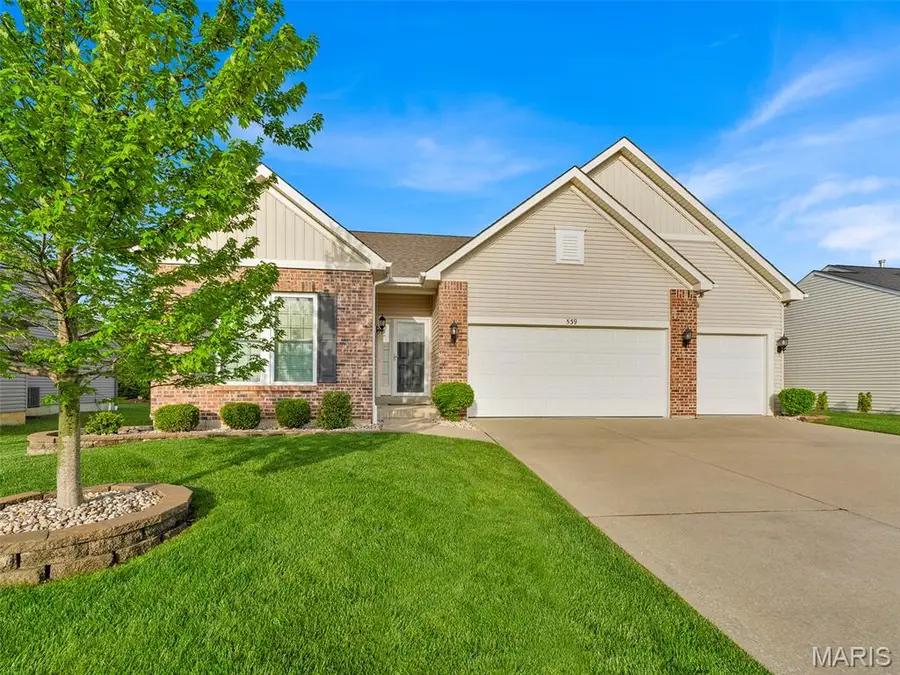 539 Crystal Stream Drive, Wentzville, MO 63385 - #2