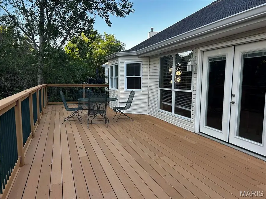 745 Charleston Oaks Drive, Ballwin, MO 63021 - #3