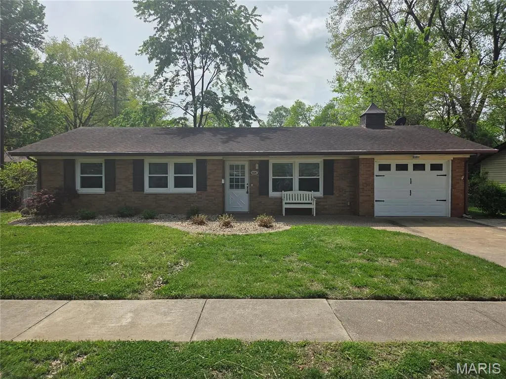 666 Notre Dame Avenue, Edwardsville, IL 62025 - #1