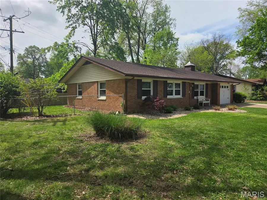 666 Notre Dame Avenue, Edwardsville, IL 62025 - #2