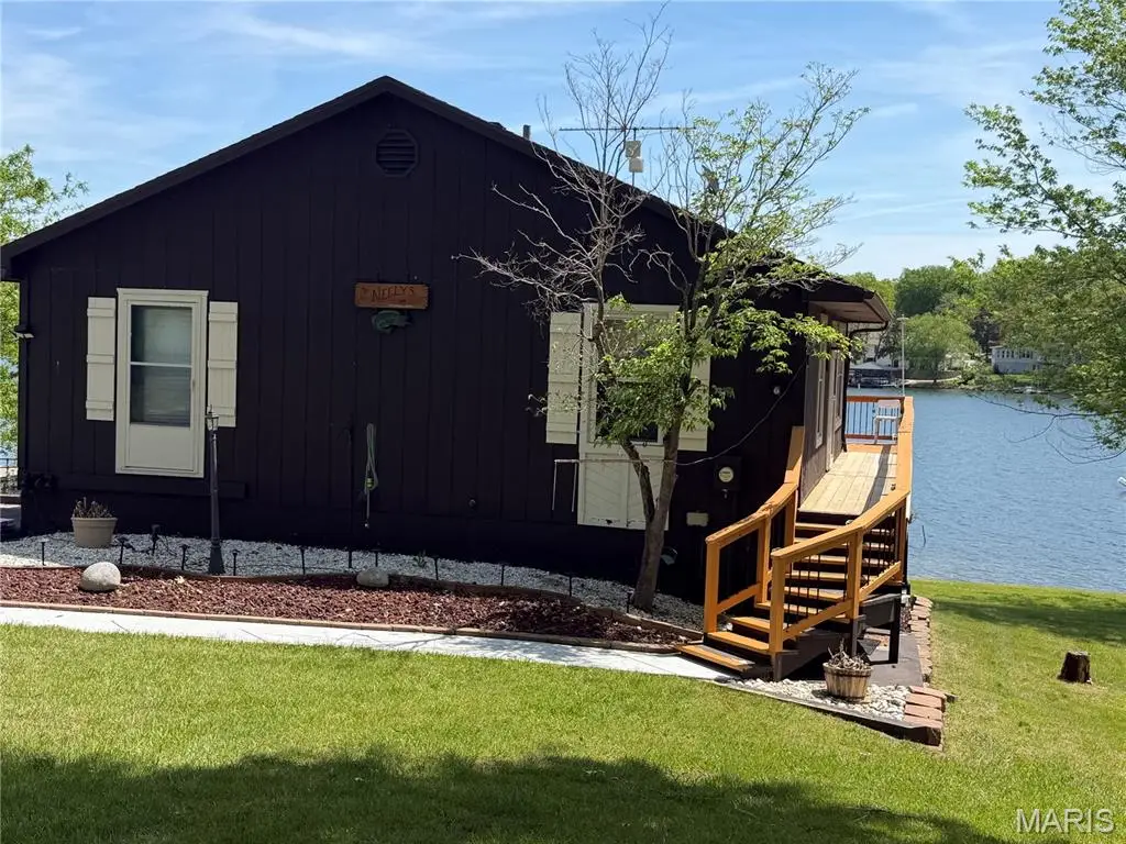 201 W Lakeview Drive, De Soto, MO 63020 - #1