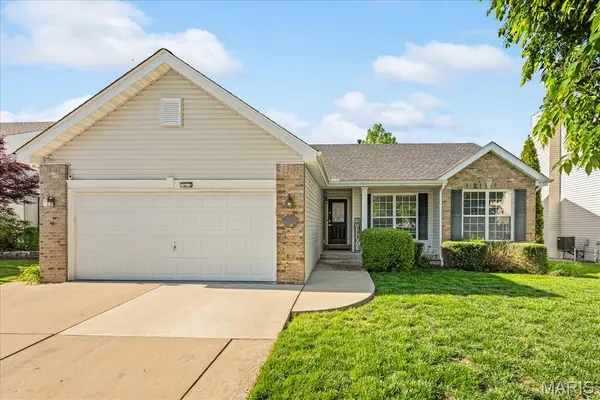 2923 Wye Oak Drive, Belleville, IL 62221