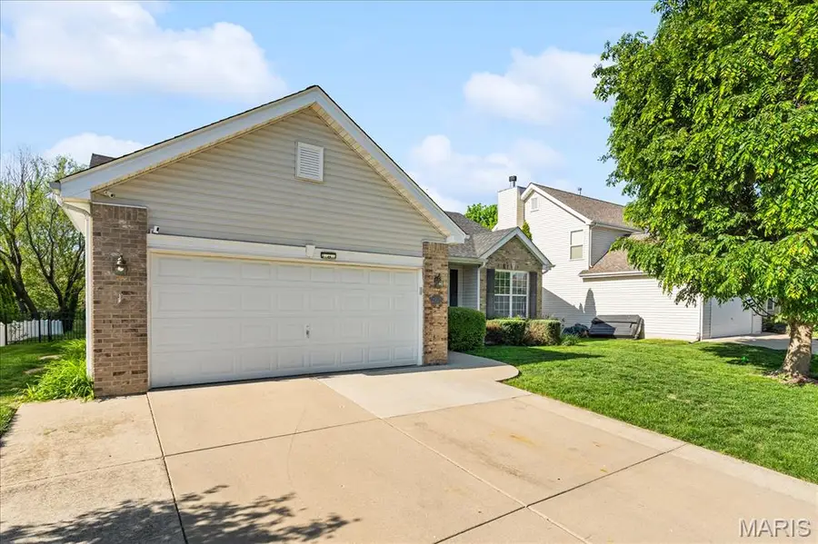 2923 Wye Oak Drive, Belleville, IL 62221 - #3