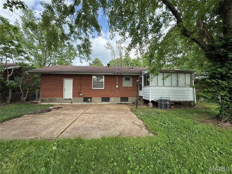 325 Rand Drive, Saint Louis, MO 63135 - #2