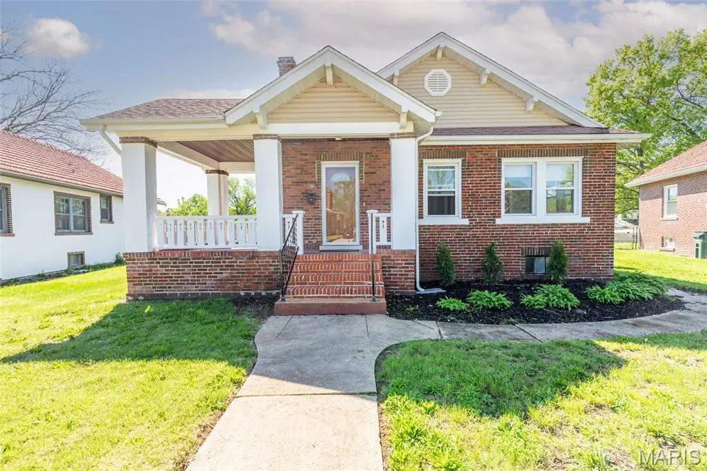 12 Sunset Court, Pasadena Park, MO 63121 - #1