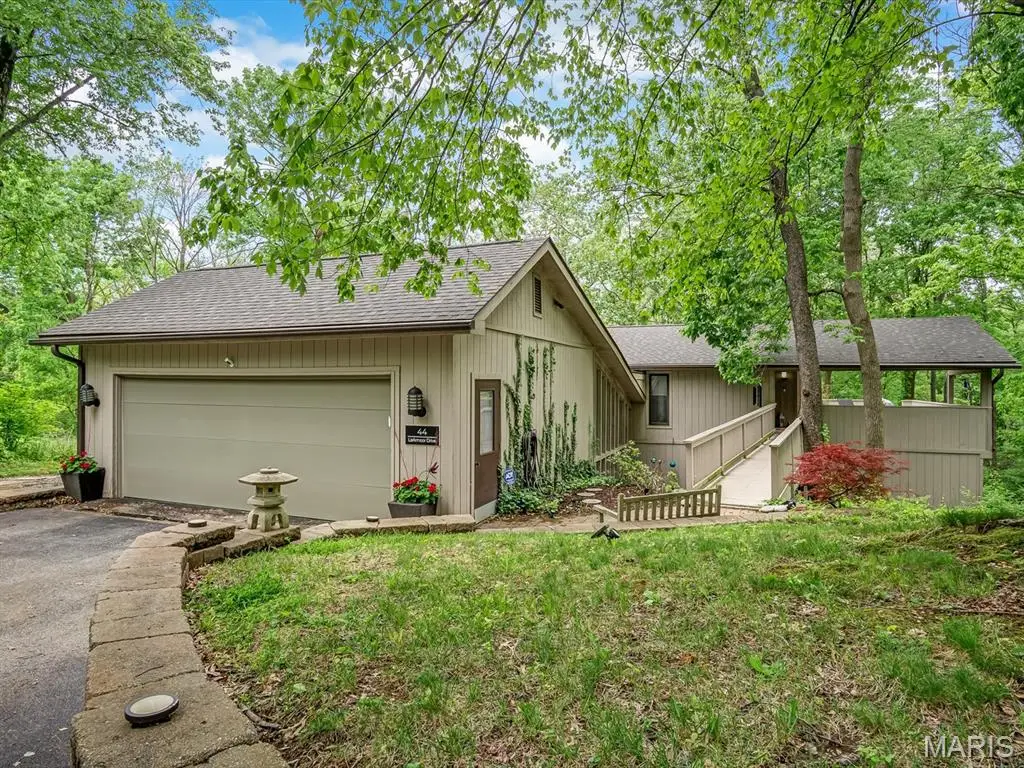 44 Larkmoor Drive, Glen Carbon, IL 62034 - #1