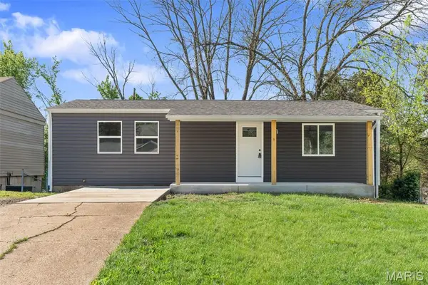 64 Cedar Ridge Drive, Pacific, MO 63069