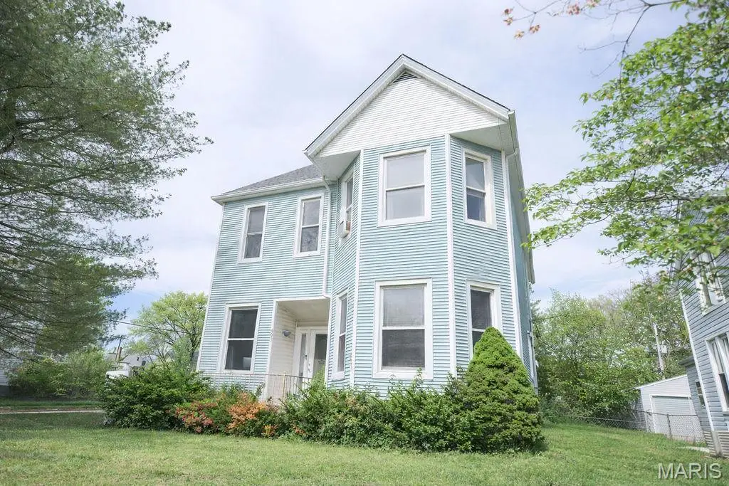 401 Wabash Avenue, Belleville, IL 62220 - #1