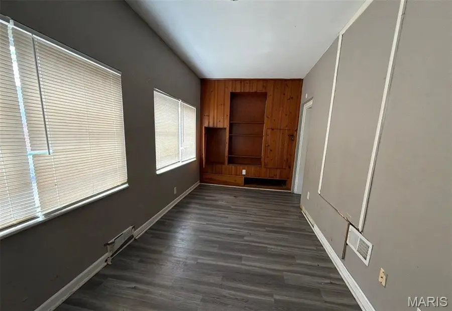 1082 Fontaine Place, Saint Louis, MO 63137 - #3