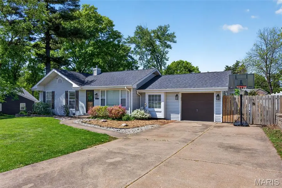 247 Old Ballwin Road, Ballwin, MO 63021 - #2