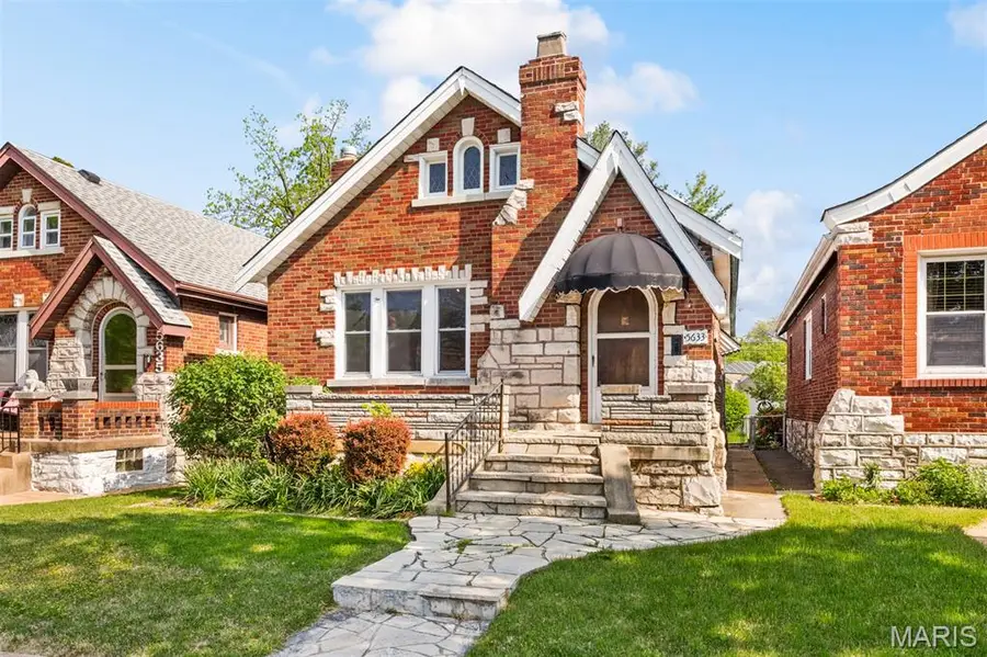 5633 Walsh Street, Saint Louis, MO 63109 - #2