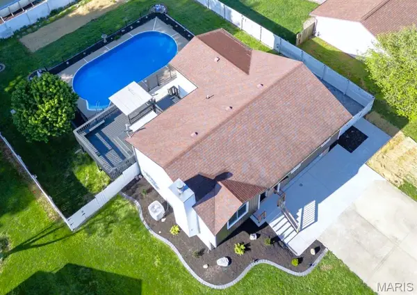 825 Andra Drive, Maryville, IL 62062