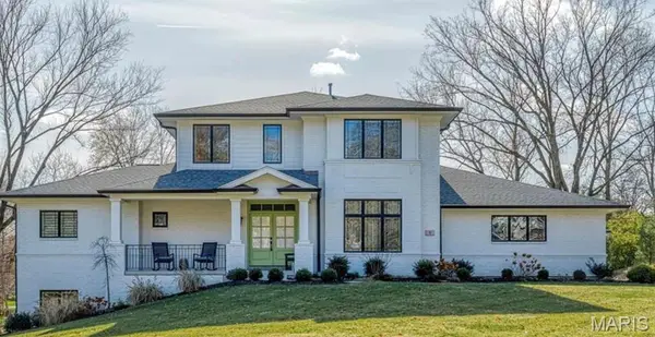 9821 Warington Square, Creve Coeur, MO 63141