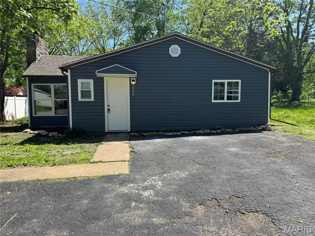808 Monroe Street, Cuba, MO 65453 - #1