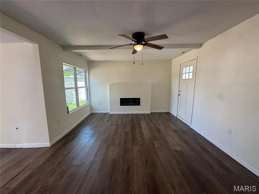 808 Monroe Street, Cuba, MO 65453 - #3