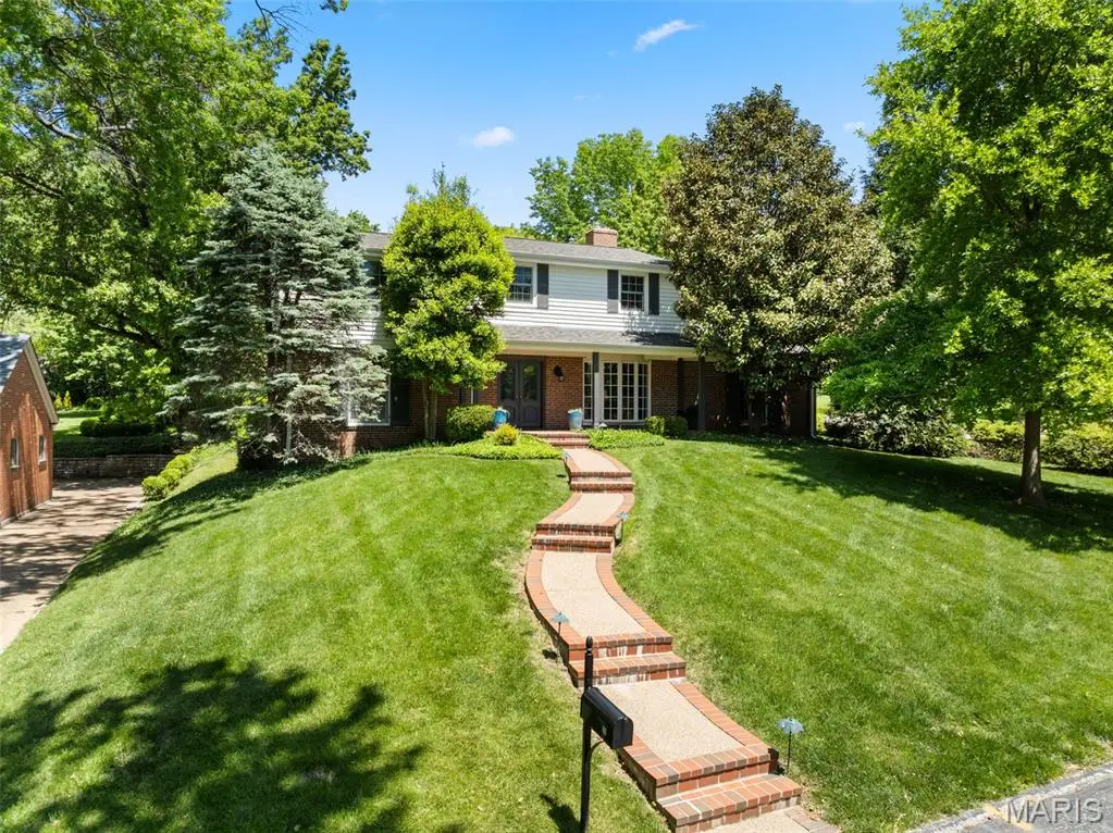 29 Thorndell Drive, Saint Louis, MO 63117 - #1
