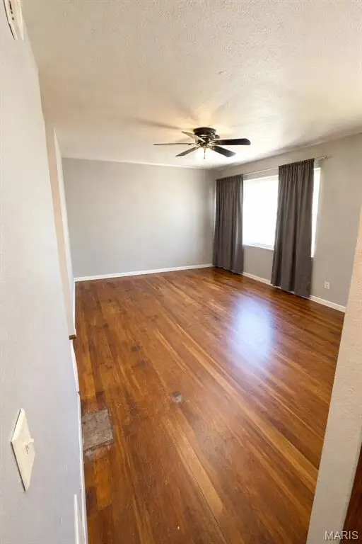 850 Whittier Street, Wood River, IL 62095 - #2