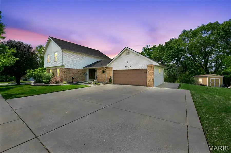 7039 Broken Oak Drive, Saint Louis, MO 63129 - #3