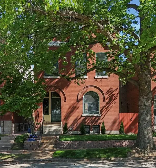 3525 Hartford Street, St Louis, MO 63118