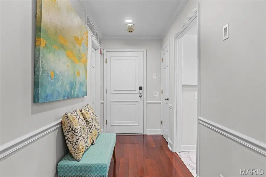 514 Coeur De Royale Drive #403, Creve Coeur, MO 63141 - #2