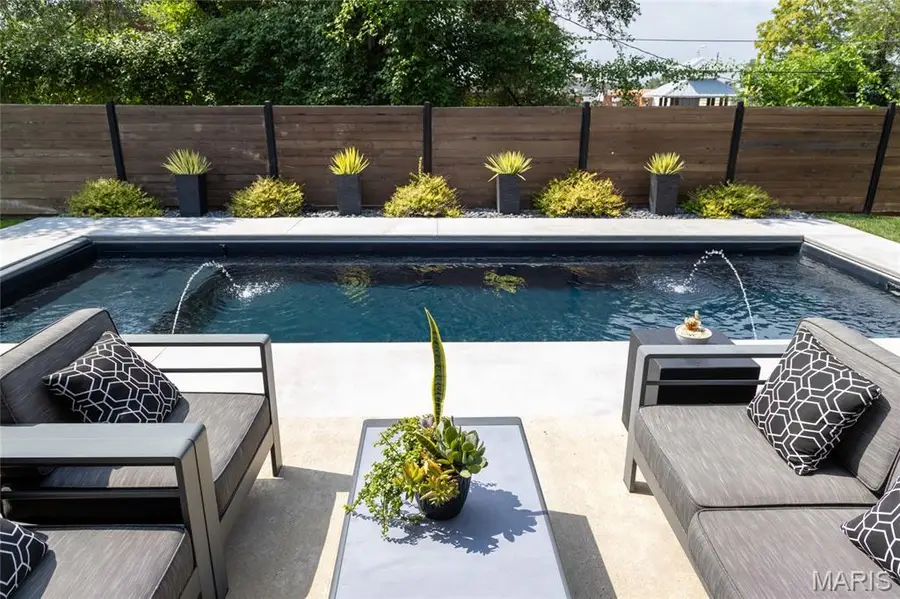 6906 Bruno Avenue, Saint Louis, MO 63139 - #2