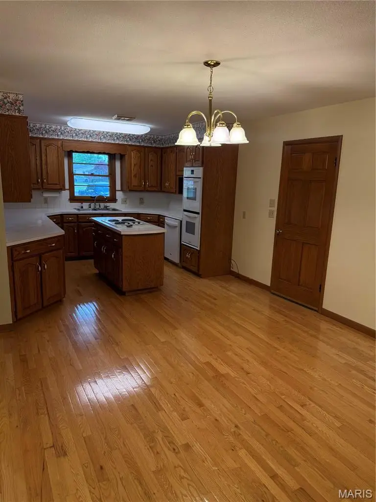 310 Powers Avenue, Sikeston, MO 63801 - #3