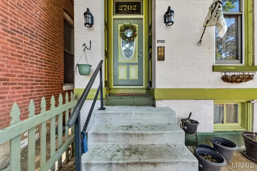 2702 Indiana Avenue, Saint Louis, MO 63118 - #3