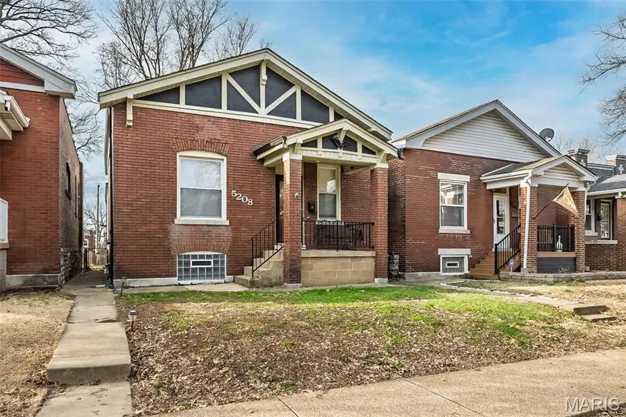 5208 Gresham Avenue, Saint Louis, MO 63109 - #3