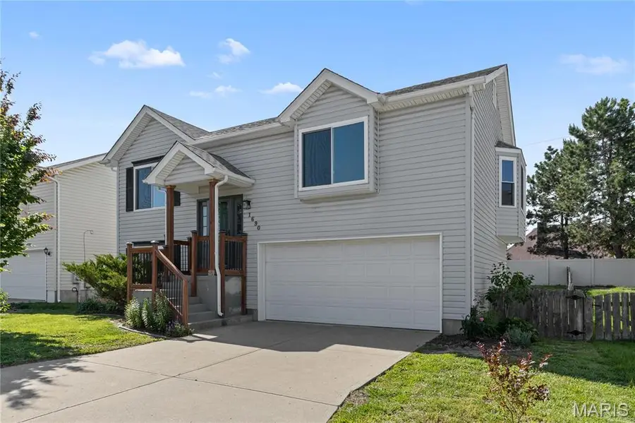 1690 Chapman Court, Saint Charles, MO 63303 - #2