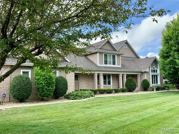 16 Hastings Court, St Charles, MO 63301