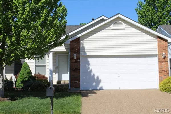 5 Battersea Court #9B, O'Fallon, MO 63366