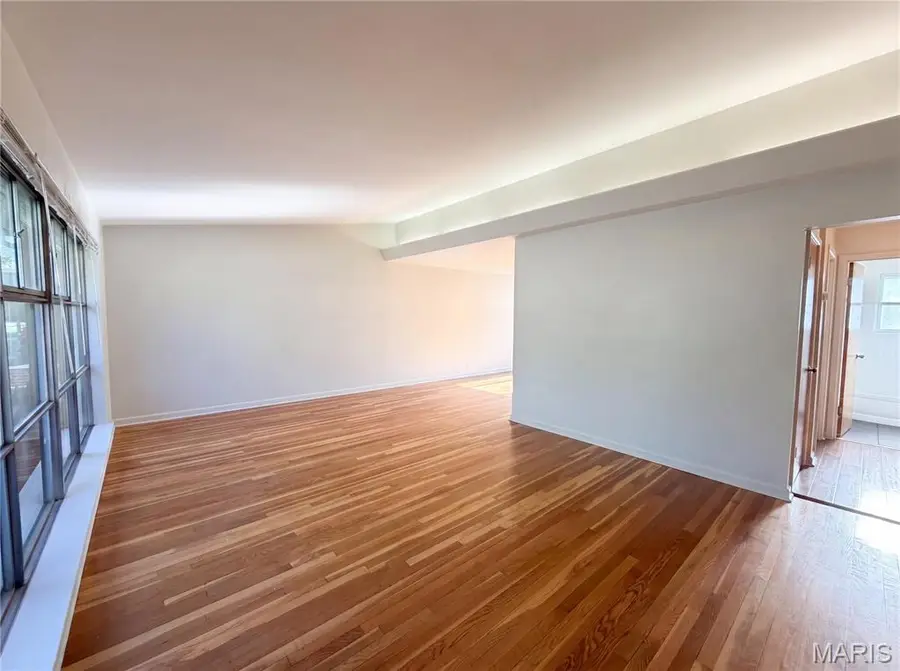 1136 Burch Lane, Saint Louis, MO 63130 - #3