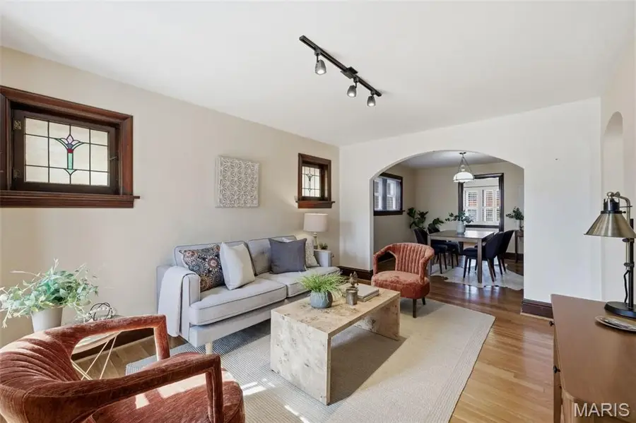 6415 Blow Street, Saint Louis, MO 63109 - #3