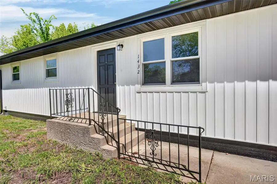 1432 Ronald Drive, Lebanon, MO 65536 - #2