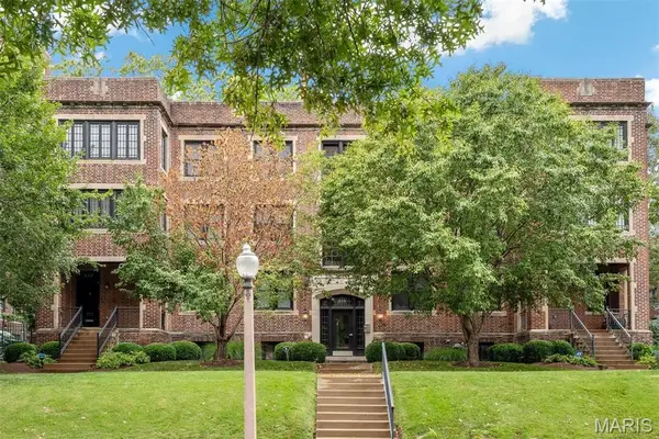 319 N Taylor Avenue #C, St Louis, MO 63108