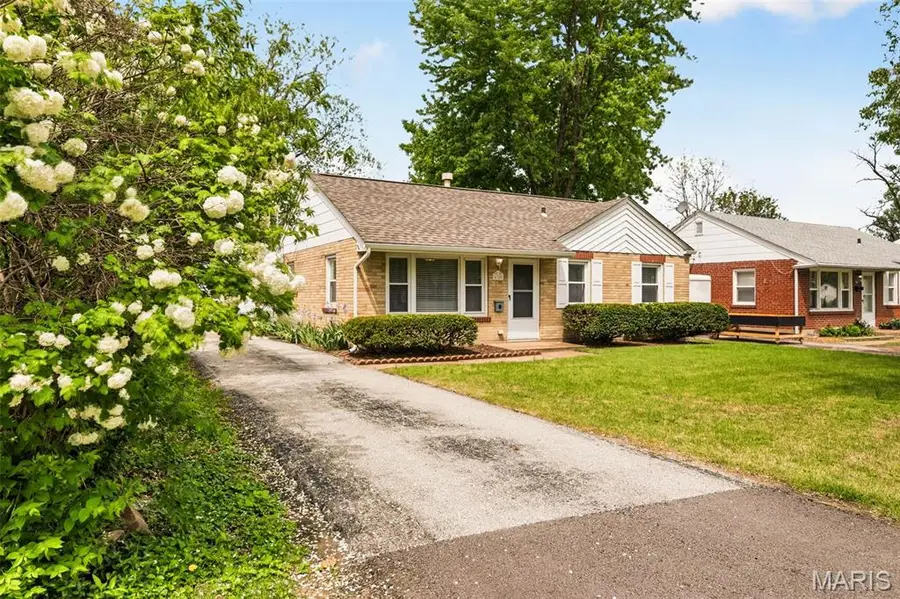 4325 Saint Dominic Lane, Saint Ann, MO 63074 - #3