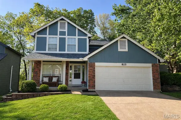 825 Ginger Wood Court, Ballwin, MO 63021