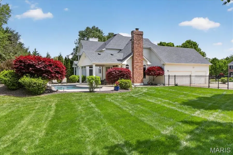 18009 Tara Woods Court, Chesterfield, MO 63005 - #3