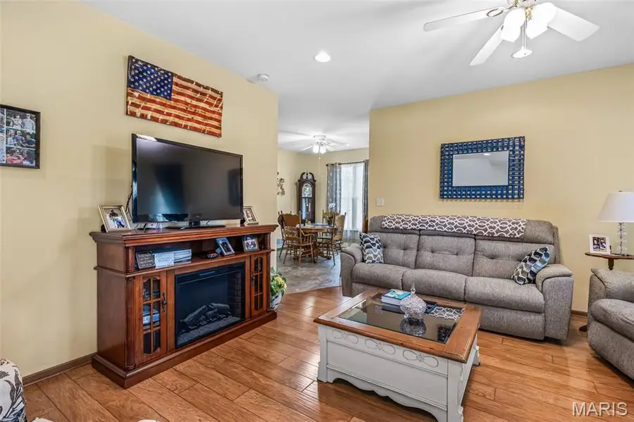 13 Janice Road, Farmington, MO 63640 - #3