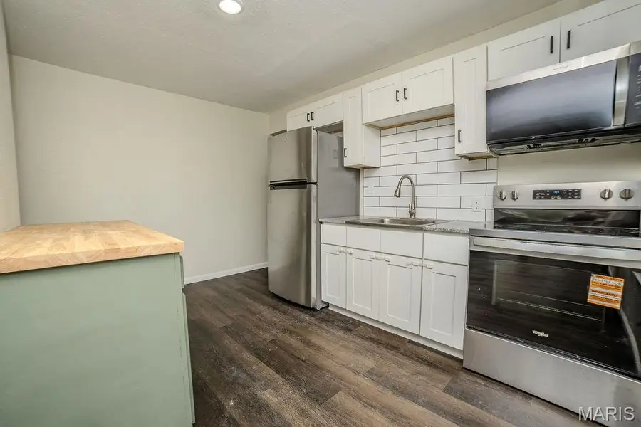 669 Bennett Street, Lebanon, MO 65536 - #3