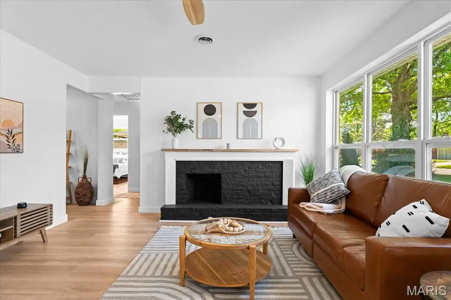 127 Clearview Drive, Belleville, IL 62223 - #2