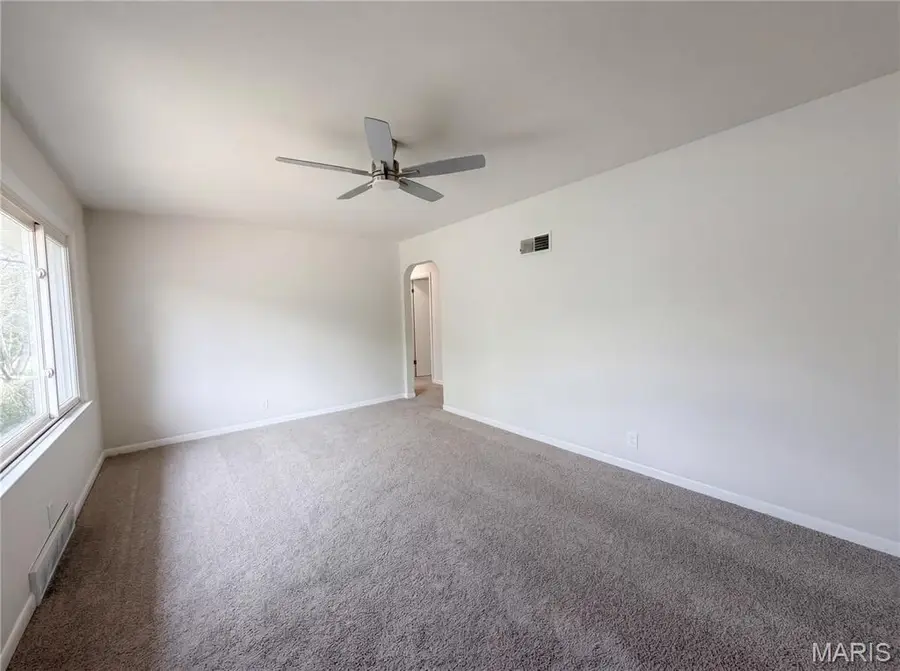 1116 Cunningham Avenue, Saint Charles, MO 63301 - #3