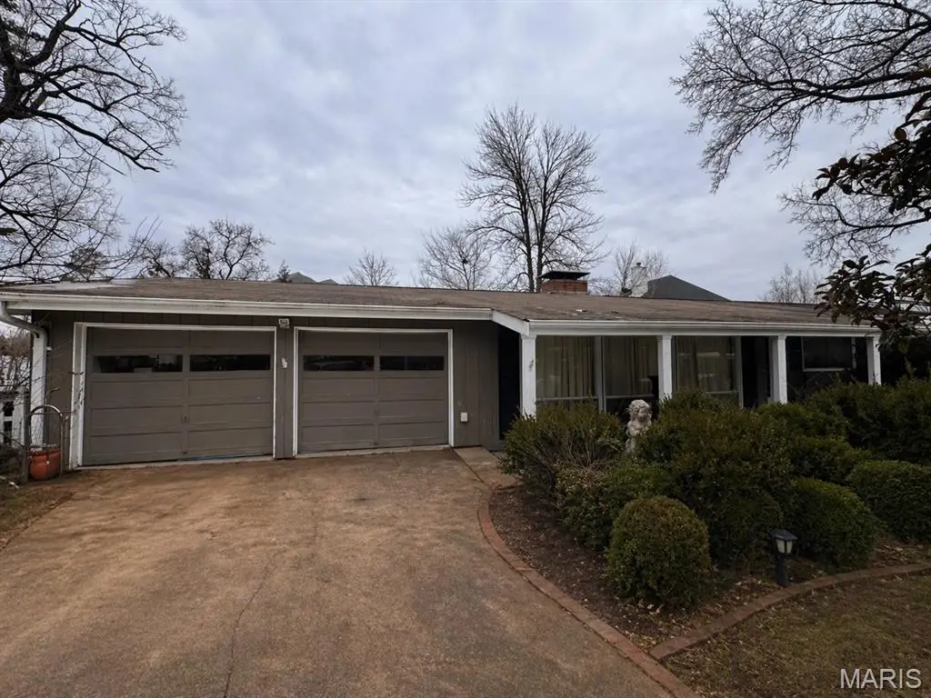 1507 Windridge Drive, Saint Louis, MO 63131 - #1