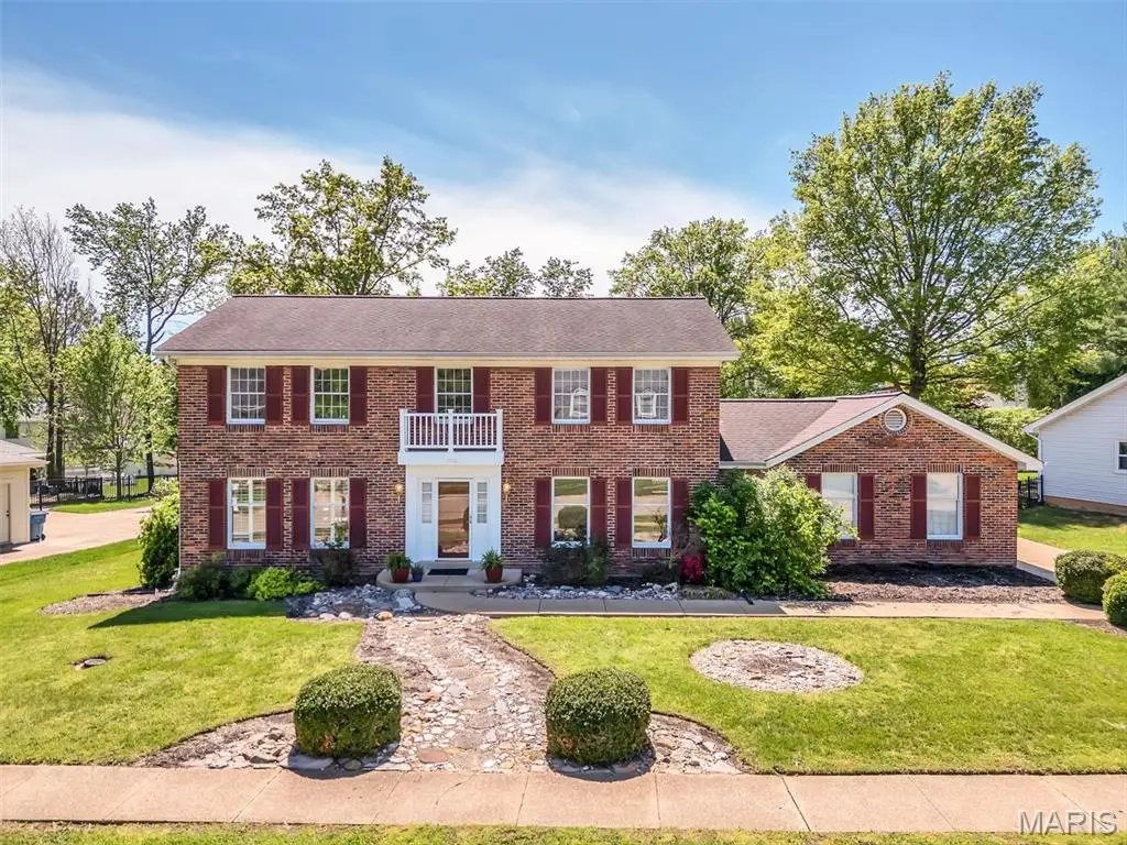 15940 Woodlet Way Court, Chesterfield, MO 63017 - #1