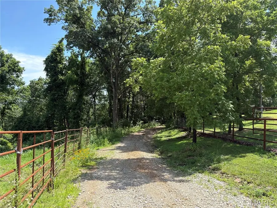 23195 Highway B, Raymondville, MO 65555 - #2