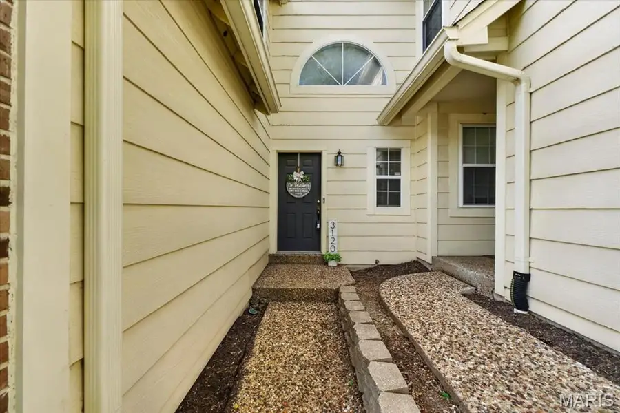 3120 Autumn Trace Drive, Maryland Heights, MO 63043 - #2