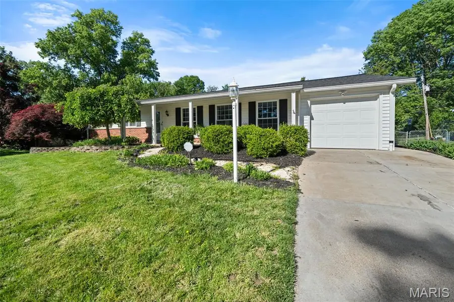 12664 Markaire Drive, Saint Louis, MO 63146 - #3